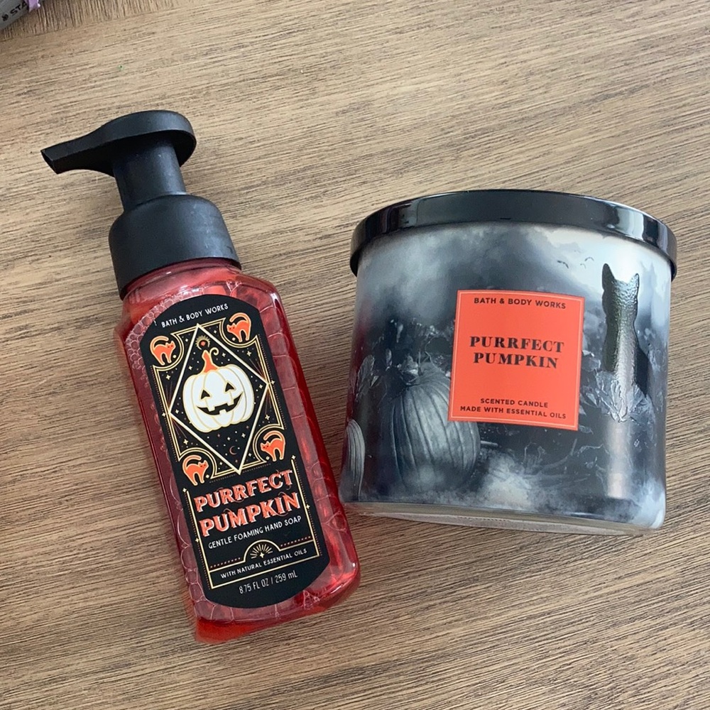 NEW Bath & Body Works Perfect Pumpkin Candle & Soap bundle - Picture 2 of 14